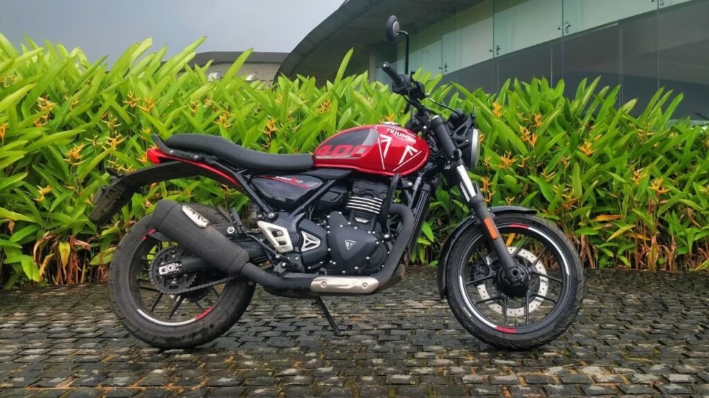 Triumph Speed T4
